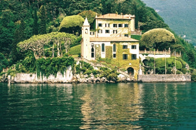 George-Clooney-Lake-Como-view.jpg